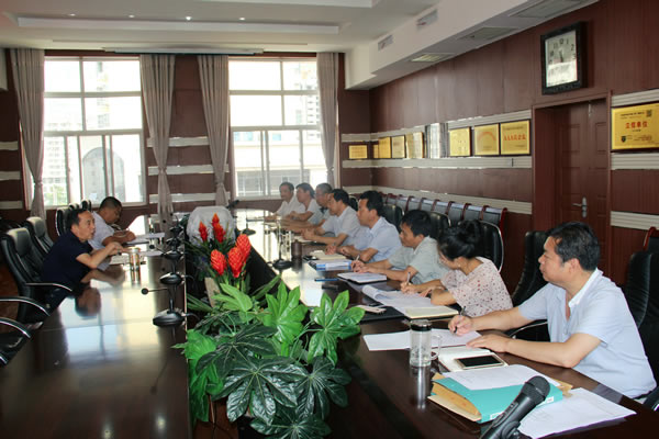 隴運(yùn)集團(tuán)公司黨委召開(kāi)加強(qiáng)黨風(fēng)廉政建設(shè)，全面從嚴(yán)治黨落實(shí)主體責(zé)任專題會(huì)議