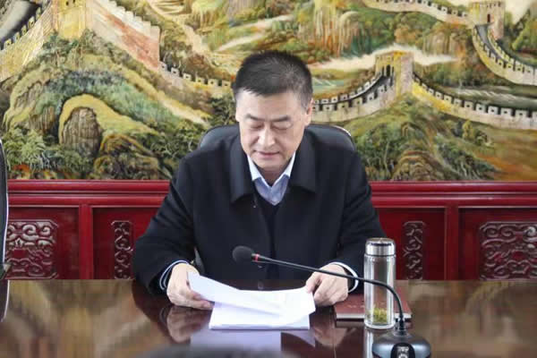 隴運集團(tuán)公司黨委召開理論中心組集中學(xué)習(xí)暨黨委(擴(kuò)大)會議