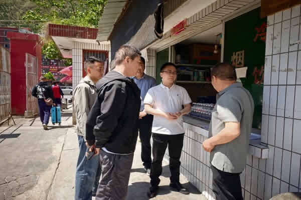隴南市隴運(yùn)集團(tuán)公司開展“五一”節(jié)假日收尾安全生產(chǎn)督查工作
